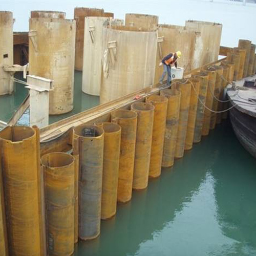 锦州钢护筒现场安装